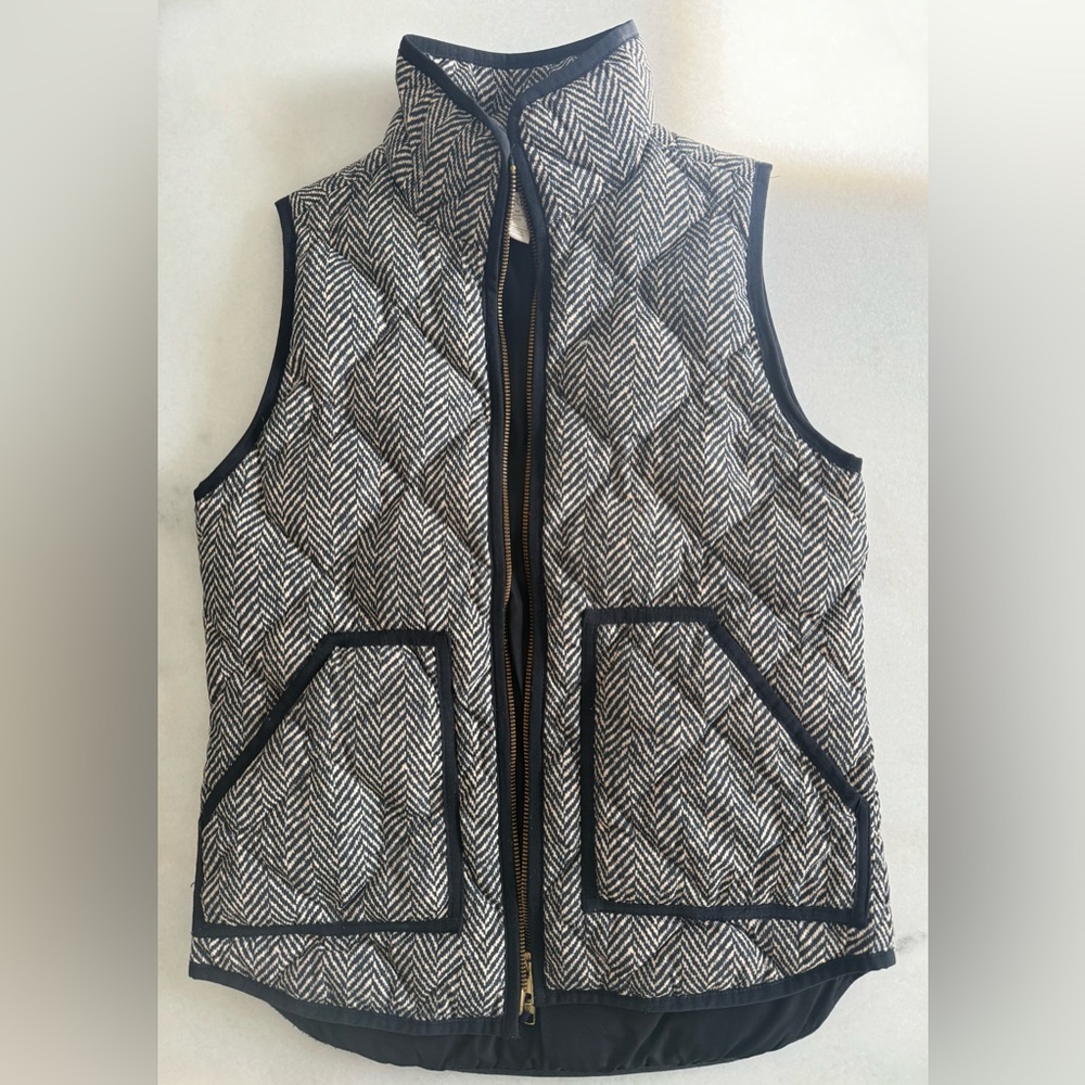 🎀J.Crew stylishHerringbone vest size XXS🎀